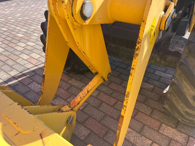 日本 コマツ WA30-6 ホイールローダー アワーメーター1477h(11枚目)