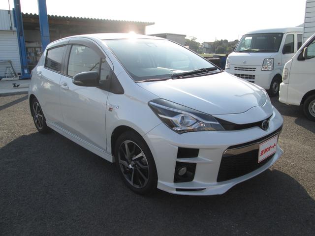 ヴィッツ ハイブリッドGRスポーツ 純正ナビ・地デジ・Bカメラ(4枚目)