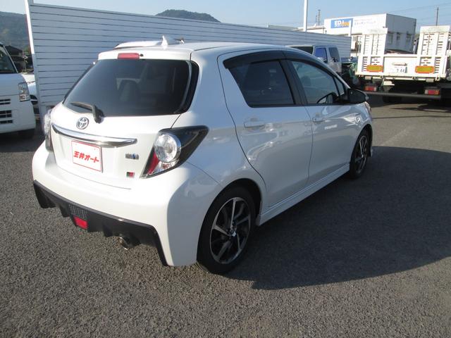 ヴィッツ ハイブリッドGRスポーツ 純正ナビ・地デジ・Bカメラ(6枚目)