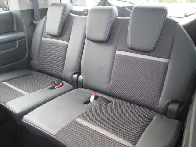 ステップワゴンスパーダ スパーダ・クールスピリット　ホンダセンシング・インターナビ・マルチビューカメラ・リアエンターティメントシステム・両側パワースライドドア・トリプルゾーンフルオートエアコン・コンフォートパッケージ・前席ヒートシーター・クルコン（32枚目）