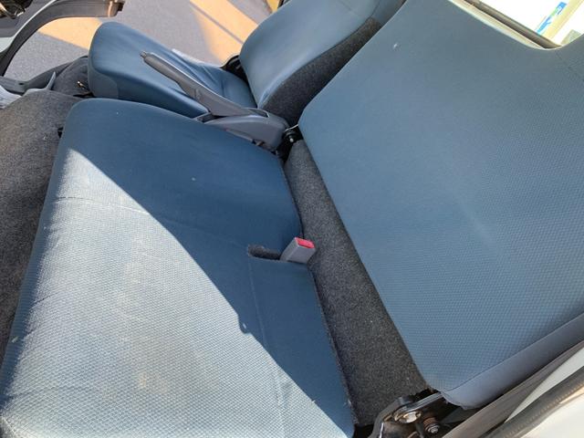 キャンター 全低床　２ｔ　垂直パワーゲート付（11枚目）