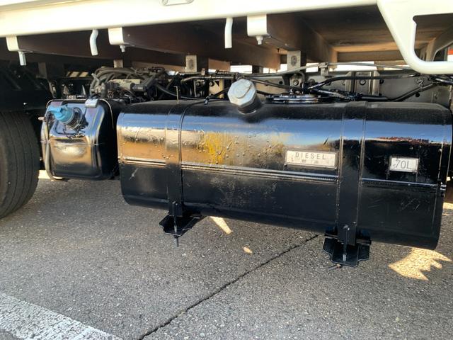 キャンター 全低床　２ｔ　垂直パワーゲート付（23枚目）