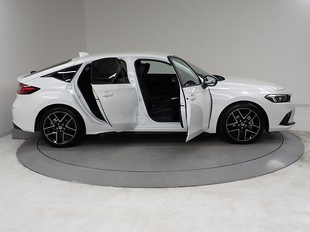 シビック e:HEV ホンダセンシング・ナビ・フルセグ・バックカメラ・ETC・サイドカーテンエアーバッグ・クルーズC・電動シート/ヒーター・18AW 盗難防止システム クリアランスソナー オートクルーズコントロール ABS(10枚目)