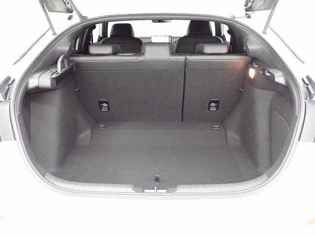 シビック e:HEV ホンダセンシング・ナビ・フルセグ・バックカメラ・ETC・サイドカーテンエアーバッグ・クルーズC・電動シート/ヒーター・18AW 盗難防止システム クリアランスソナー オートクルーズコントロール ABS(16枚目)