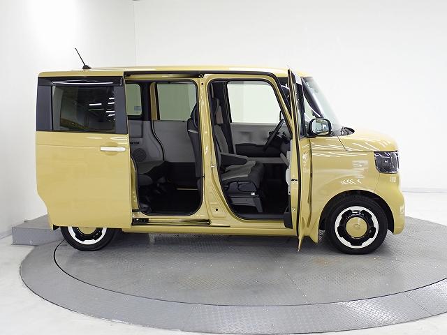 Ｎ－ＢＯＸ ファッションスタイル　デモカーＵＰ・ホンダセンシング・ナビ・フルセグ・バックカメラ・ドラレコ・ＥＴＣ・サイドカーテンエアーバッグ・クルーズＣ・片側ＰＳＤ・ＬＥＤライト　ソナー　盗難防止装置　スマートキ　ＵＳＢポート　ＶＳＡ（10枚目）