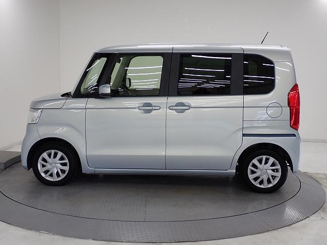 マン・マキシマム／メカ・ミニマム思想。人間のためのスペースは最大に、機械のためのスペースは最小限にして、クルマのスペース効率を高めようとする、Ｈｏｎｄａのクルマづくりの基本的な考え方です！