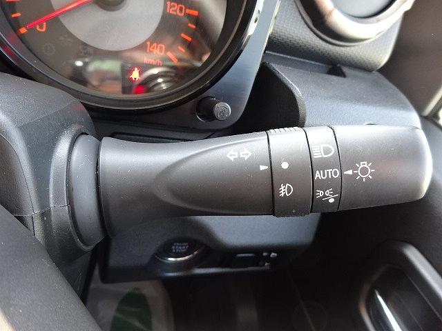 ジムニー ＸＣ　安全運転支援システム・ナビ・フルセグ・前後ドラレコ・ＥＴＣ・サイドカーテンエアーバッグ・オートクルーズ・ＬＥＤ・１６ＡＷ　Ｗエアバッグ　ドラレコ付き　地デジフルセグＴＶ　ＡＵＴＯエアコン　ＥＴＣ付（4枚目）