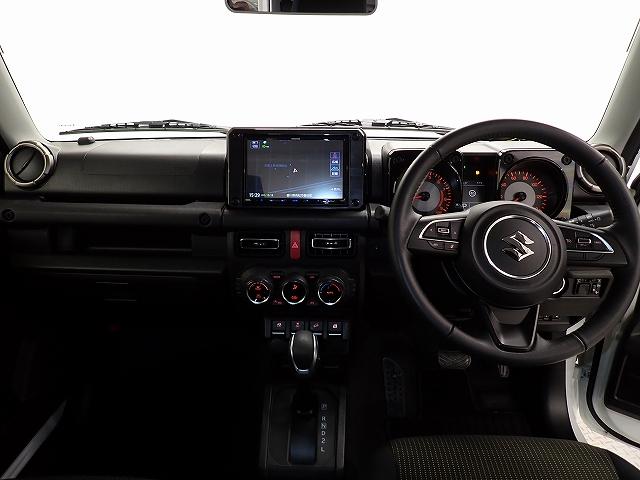 ジムニー ＸＣ　安全運転支援システム・ナビ・フルセグ・前後ドラレコ・ＥＴＣ・サイドカーテンエアーバッグ・オートクルーズ・ＬＥＤ・１６ＡＷ　Ｗエアバッグ　ドラレコ付き　地デジフルセグＴＶ　ＡＵＴＯエアコン　ＥＴＣ付（10枚目）