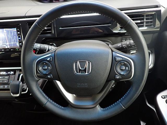 ステップワゴンスパーダ ｅ：ＨＥＶスパーダＧホンダセンシング　ナビ・フルセグ・バックカメラ・前後ドラレコ・ＥＴＣ・オートクルーズ・両側ＰＳＤ・ダブルエアコン・ＬＥＤ・１６ＡＷ　ＬＥＤライト　ドライブレコーダ　セキュリティアラーム　横滑り防止装置　Ｂカメラ　ＡＡＣ（6枚目）