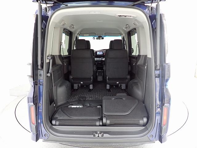 ステップワゴンスパーダ ｅ：ＨＥＶスパーダＧホンダセンシング　ナビ・フルセグ・バックカメラ・前後ドラレコ・ＥＴＣ・オートクルーズ・両側ＰＳＤ・ダブルエアコン・ＬＥＤ・１６ＡＷ　ＬＥＤライト　ドライブレコーダ　セキュリティアラーム　横滑り防止装置　Ｂカメラ　ＡＡＣ（19枚目）