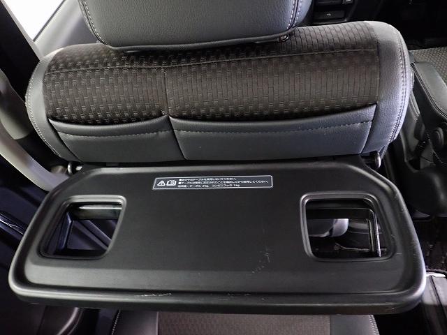 ステップワゴンスパーダ スパーダハイブリッドＧ・ＥＸホンダセンシング　１０インチナビ・フルセグ・全周囲カメラ・リヤ席モニター・前後ドラレコ・ＥＴＣ・サイドカーテンエアーバッグ・オートクルーズ・両側ＰＳＤ・シートヒーター・ＬＥＤ・１６ＡＷ　フルオートエアコン　キーフリー（17枚目）