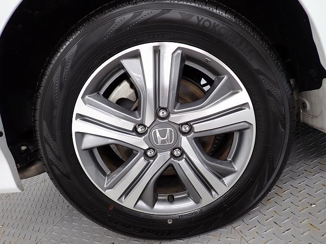 ステップワゴンスパーダ スパーダハイブリッドＧ・ＥＸホンダセンシング　１０インチナビ・フルセグ・全周囲カメラ・リヤ席モニター・前後ドラレコ・ＥＴＣ・サイドカーテンエアーバッグ・オートクルーズ・両側ＰＳＤ・シートヒーター・ＬＥＤ・１６ＡＷ　フルオートエアコン　キーフリー（22枚目）