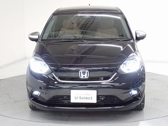 フィット ｅ：ＨＥＶリュクス　ホンダセンシング・ナビ・フルセグ・バックカメラ・前後ドラレコ・ＥＴＣ・サイドカーテンエアーバッグ・オートクルーズ・シートヒーター・ＬＥＤ・１６ＡＷ　リアカメラ　ＥＴＣ付　クルーズコントロール　ＤＶＤ（8枚目）