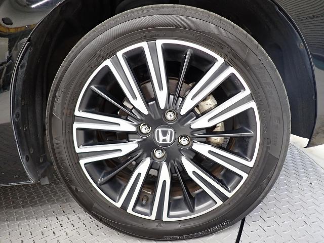 フィット ｅ：ＨＥＶリュクス　ホンダセンシング・ナビ・フルセグ・バックカメラ・前後ドラレコ・ＥＴＣ・サイドカーテンエアーバッグ・オートクルーズ・シートヒーター・ＬＥＤ・１６ＡＷ　リアカメラ　ＥＴＣ付　クルーズコントロール　ＤＶＤ（18枚目）