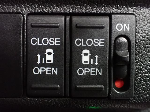 フリードハイブリッド ハイブリッド・Gホンダセンシング ナビ・フルセグ・バックカメラ・ドラレコ・ETC・サイドカーテンエアーバッグ・オートクルーズ・両側PSD・シートヒーター・LED・15AW キーフリーシステム DVD再生可能 サイドカーテンエアバック(10枚目)