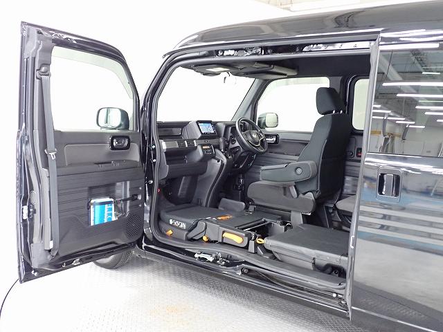 N-VAN+スタイル ファン・ターボ ホンダセンシング・4WD・ナビ・フルセグ・バックカメラ・前後ドラレコ・ETC・オートクルーズ・LED ナビTV キーレスエントリー 横滑り防止機能 DVD フルセグTV 盗難防止装置 Bカメラ ABS(9枚目)