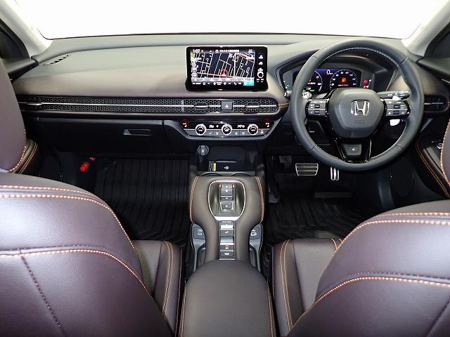 ZR-V e:HEVZ ホンダセンシング・ナビ・フルセグ・R/Fカメラ・ドラレコ・ETC・サイドカーテンエアーバッグ・オートクルーズ・シートヒーター・LED・18AW Pセンサー Bカメラ サイドエアバック パワ-シ-ト(12枚目)