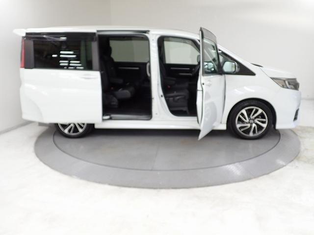 ステップワゴンスパーダ スパーダ・クールスピリットホンダセンシング　１０インチナビ・フルセグ・バックカメラ・前後ドラレコ・ＥＴＣ・サイドカーテンエアーバッグ・オートクルーズ・両側ＰＳＤ・シートヒーター・ＬＥＤ・１７ＡＷ　サイドエアバック　スマートキ　バックモニタ（9枚目）