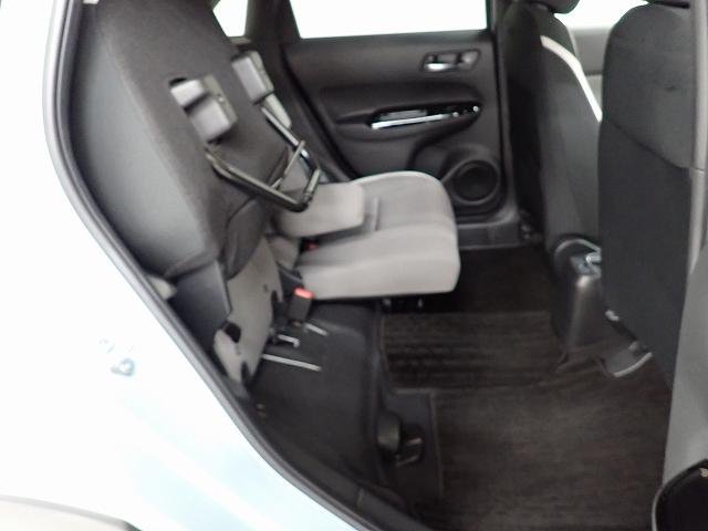 フィット e:HEVクロスター フルオートエアコン 前後センサー LEDランプ エアバッグ サイドエアバック オートクルーズコントロール VSA ETC バックカメラ USB パワステ ABS キーレス Sキー(15枚目)