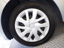 ホイールは車のデザインにマッチした専用タイプです。
