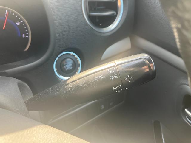 ワゴンＲスティングレー Ｘ　ナビ　フルセグＴＶ　バックモニター　ＣＤ／ＤＶＤ　アイドリングストップ　プッシュスタート　スマートキー　オートエアコン　オートライト　アルミホイール　ベンチシート（10枚目）