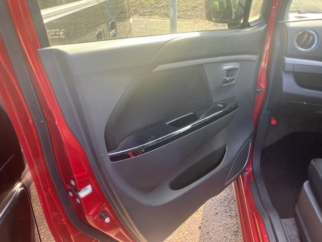 ワゴンＲスティングレー Ｘ　ナビ　フルセグＴＶ　バックモニター　ＣＤ／ＤＶＤ　アイドリングストップ　プッシュスタート　スマートキー　オートエアコン　オートライト　アルミホイール　ベンチシート（30枚目）