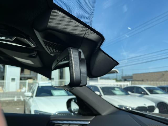 Ｘ３ ２０ｄ　ｘＤｒｉｖｅ　Ｍスポーツ　ヴェガンザブラックレザー　ハーマーンカードンサウンドシステム　ナビ　ＴＶ　アラウンドビューモニター　パドルシフト　２０インチアルミホイール　パワーシート　シートヒーター　コンフォートアクセス　ＥＴＣ（35枚目）