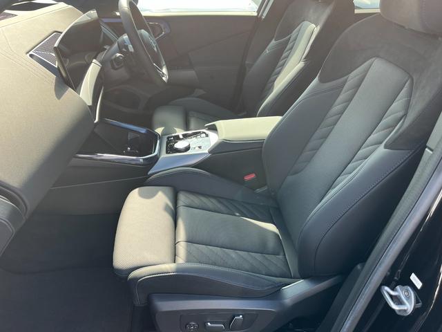 Ｘ３ ２０ｄ　ｘＤｒｉｖｅ　Ｍスポーツ　ヴェガンザブラックレザー　ハーマーンカードンサウンドシステム　ナビ　ＴＶ　アラウンドビューモニター　パドルシフト　２０インチアルミホイール　パワーシート　シートヒーター　コンフォートアクセス　ＥＴＣ（37枚目）