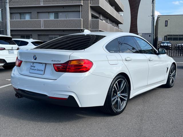 ４シリーズ ４２０ｉグランクーペ　Ｍスポーツ　ナビ　バックモニター　１９ＡＷ　アダプティブクルーズコントロール　パークディスタンスコントロール　Ｍエアロダイナミックパッケージ　Ｍスポーツサスペンション　コンフォートアクセス　パドルシフト（2枚目）