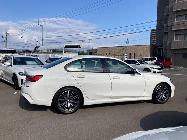 3シリーズ 320d xDrive Mスポーツ 純正ナビ 全方位モニター アルカンタラ/センサテックコンビネーションシート パーキングアシストプラス コンフォートアクセス Mエアロダイナミックパッケージ シートヒーター パワーシート パドルシフト(9枚目)