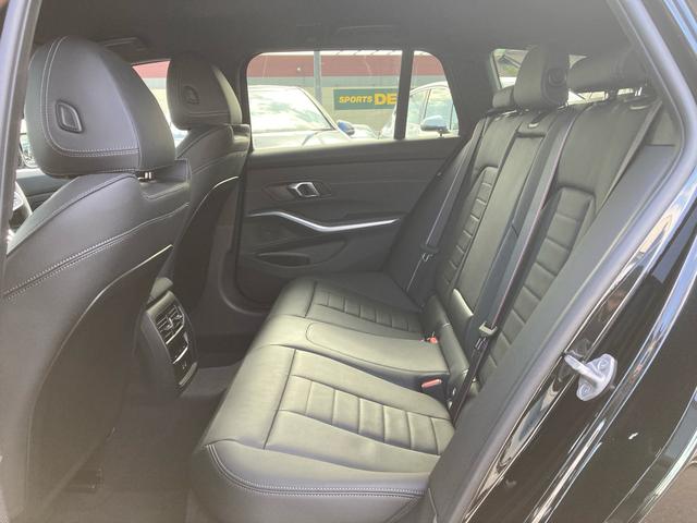 ３シリーズ ３２０ｄ　ｘＤｒｉｖｅツーリング　Ｍスポーツ　ブラックヴァーネスカレザー　純正ナビ　全方位モニター　１９ＡＷ　コンフォートアクセス　メモリー機能付きパワーシート　シートヒーター　パドルシフト　アダプティブクルーズコントロール（20枚目）