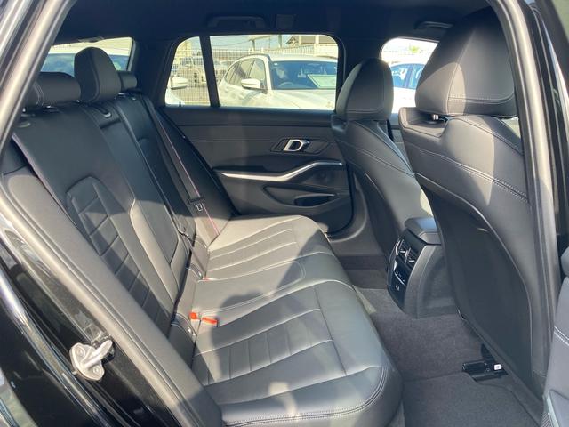 ３シリーズ ３２０ｄ　ｘＤｒｉｖｅツーリング　Ｍスポーツ　ブラックヴァーネスカレザー　純正ナビ　全方位モニター　１９ＡＷ　コンフォートアクセス　メモリー機能付きパワーシート　シートヒーター　パドルシフト　アダプティブクルーズコントロール（23枚目）