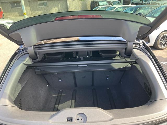 ３シリーズ ３２０ｄ　ｘＤｒｉｖｅツーリング　Ｍスポーツ　ブラックヴァーネスカレザー　純正ナビ　全方位モニター　１９ＡＷ　コンフォートアクセス　メモリー機能付きパワーシート　シートヒーター　パドルシフト　アダプティブクルーズコントロール（31枚目）