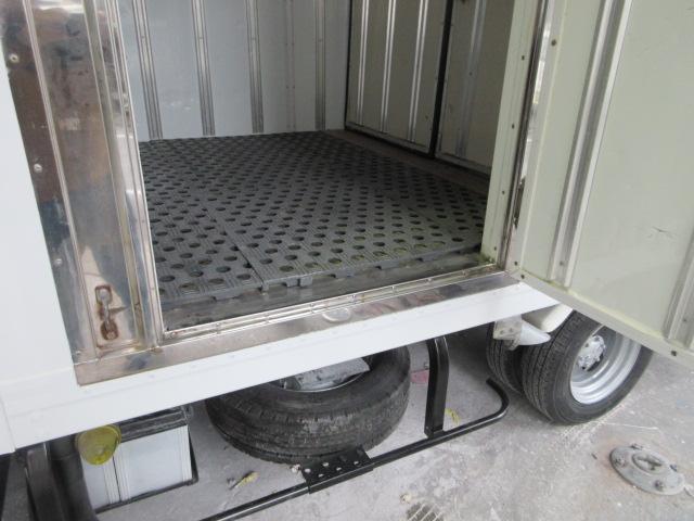 エルフトラック 　１．５トン低温冷凍（6枚目）
