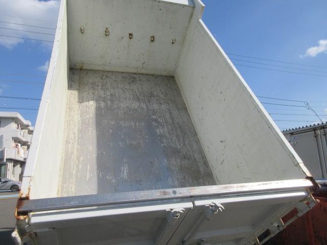 キャンター 2トン 4WD 深ダンプ ステン張り(6枚目)