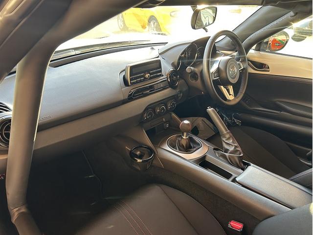 ロードスター ＮＲ－Ａ　パーティレース車両　マツダスピードロールバー（11枚目）