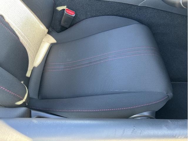 ロードスター ＮＲ－Ａ　パーティレース車両　マツダスピードロールバー（19枚目）