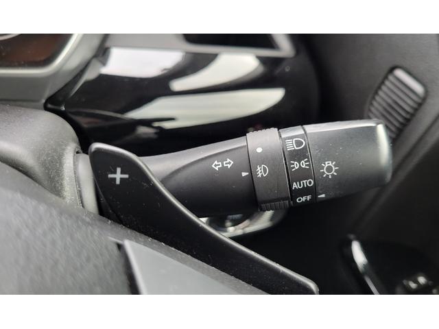 スペーシアカスタム ハイブリッドＸＳターボ　メモリーナビ　Ｂｌｕｅｔｏｏｔｈ　フルセグテレビ　ＤＶＤ　バックカメラ　ＥＴＣ　ＬＥＤヘッドライト　両側パワースライドドア　運転席シートヒーター　スズキセーフティサポート　純正１５インチアルミホイール（12枚目）
