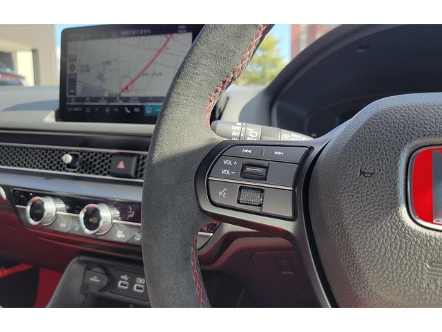 シビック タイプR Honda CONNECT9インチワイドディスプレイ ナビ Bluetooth  AppleCarPlay AndroidAuto ETC バックカメラ LEDヘッドライト  19インチアルミホイール(8枚目)