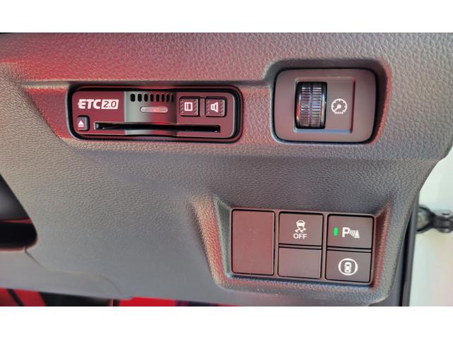 シビック タイプR Honda CONNECT9インチワイドディスプレイ ナビ Bluetooth  AppleCarPlay AndroidAuto ETC バックカメラ LEDヘッドライト  19インチアルミホイール(13枚目)