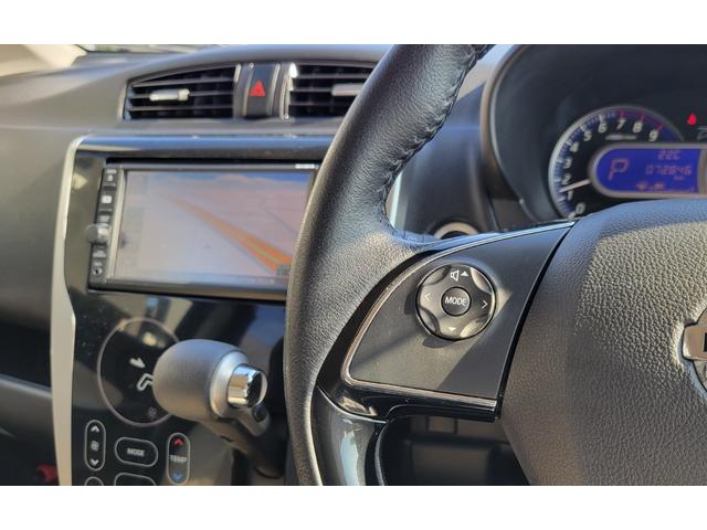 ハンドルにあるスイッチでオーディオ操作も出来ます！