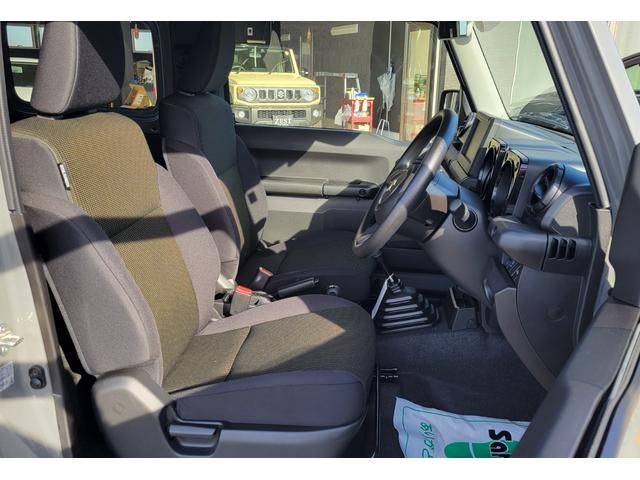 ジムニー ＸＬ　スズキセーフティサポート　マルチリフレクターハロゲンヘッドランプ　運転席＆助手席シートヒーター　電動格納式リモコンドアミラー　フルオートエアコン　１６インチスチールホイール　スマートキー（3枚目）