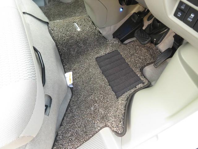 エブリイワゴン PZターボスペシャル ハイルーフ デュアルカメラブレーキサポート 社外9インチSDナビ ETC 前後方ドライブレコーダー 純正フロアマット オートステップ マルチルーフバー(サイド) フロアイルミネーション スペアキー(26枚目)