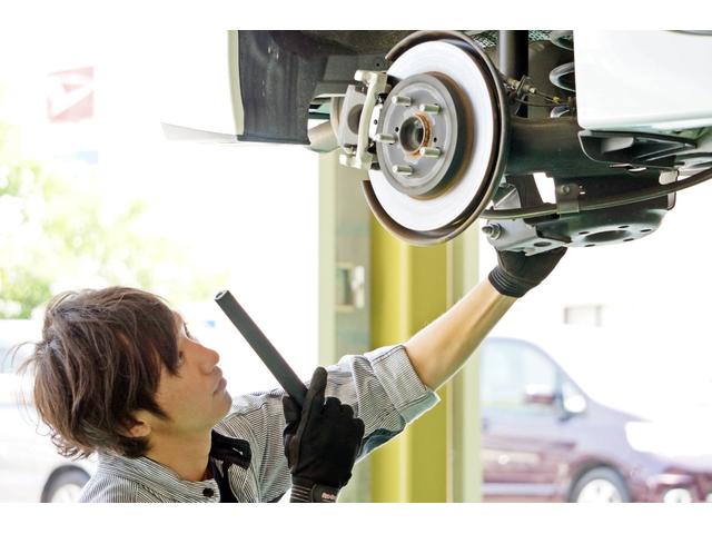 『　車検等だけでなく、お客様におクルマをご購入いただいてからも、故障のリスクを少しでも軽減し、安心してお乗りいただけるよう、納車前点検整備を実施しております。　』