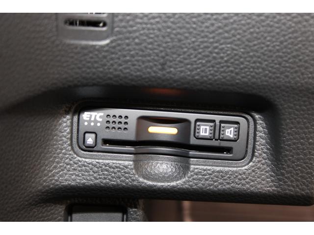 N-BOX G・Lホンダセンシング ホンダセンシング 純正ナビ バックカメラ ETC スマートキー 左側パワースライドドア サイドエアバック サイドカーテンエアバック プラズマクラスター搭載フルオートエアコン オートリトラミラー(17枚目)