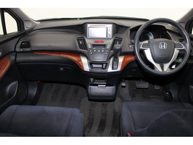 オデッセイ Ｍファインスピリット　エアロパッケージ　純正ナビ　バックカメラ　ＥＴＣ　無限１８インチアルミホイール　新品タイヤ　デュアルオートエアコン（2枚目）