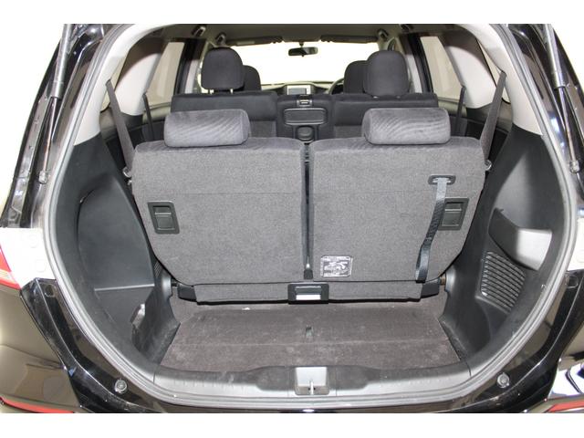 オデッセイ Ｍファインスピリット　エアロパッケージ　純正ナビ　バックカメラ　ＥＴＣ　無限１８インチアルミホイール　新品タイヤ　デュアルオートエアコン（7枚目）