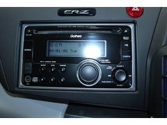 ＣＤ／ＵＳＢ／ラジオチューナーオーディオを装着しています。 2