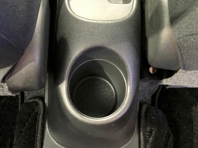 12S Vパッケージ EBD付ABS/エアバッグ 運転席/エアバッグ 助手席/パワーウインドウ/キーレスエントリー/パワーステアリング/ワンオーナー/禁煙車/マニュアルエアコン/定期点検記録簿/ユーザー買取車(23枚目)