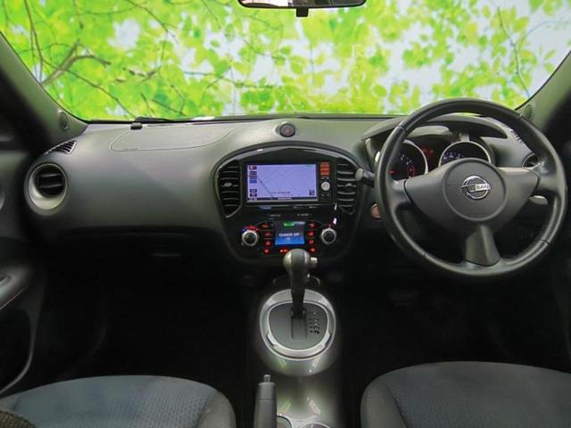 ジューク 15RXタイプV 新品タイヤ/保証書/純正 SDナビ/ヘッドランプ LED/USBジャック/ETC/EBD付ABS/バックモニター/フルセグTV/エアバッグ 運転席/エアバッグ 助手席/衝突安全ボディ バックカメラ(4枚目)